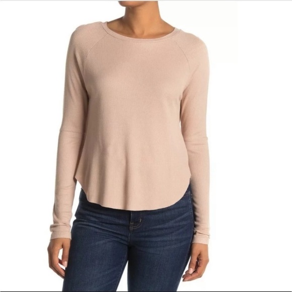NEW ABOUND  Long Sleeve Raglan Tee Waffle Knit In Tan Dale Sz S Round Raw Hem - Picture 3 of 10